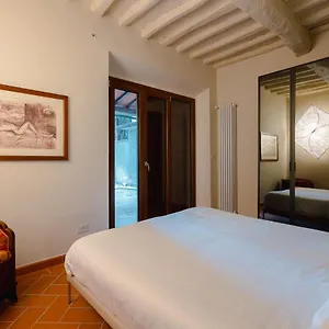 https://riccimballa-luxury-house.it-tuscanyhotel.com