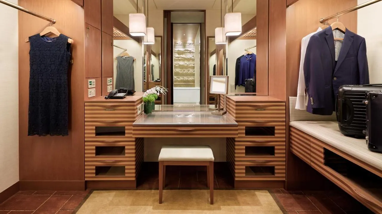 The Peninsula Tokyo Hotel 5*,  Japan